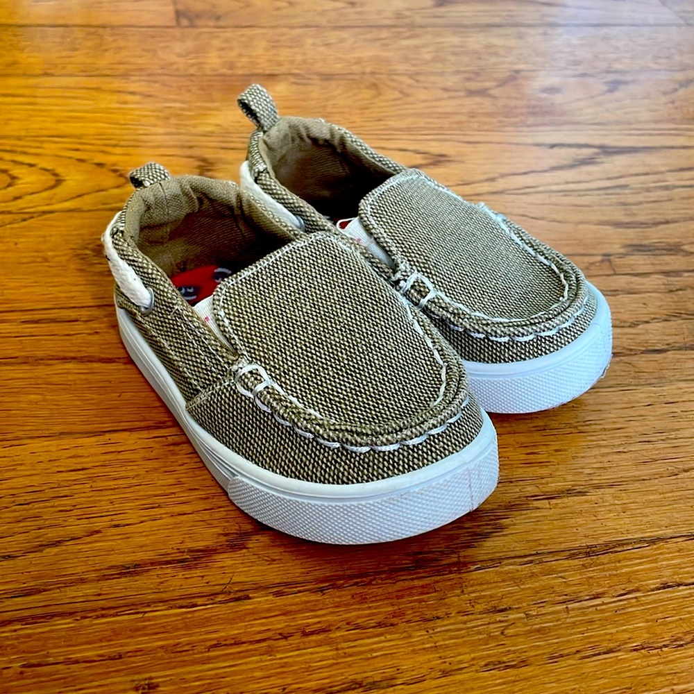 EUC Size 3 Baby Shoes